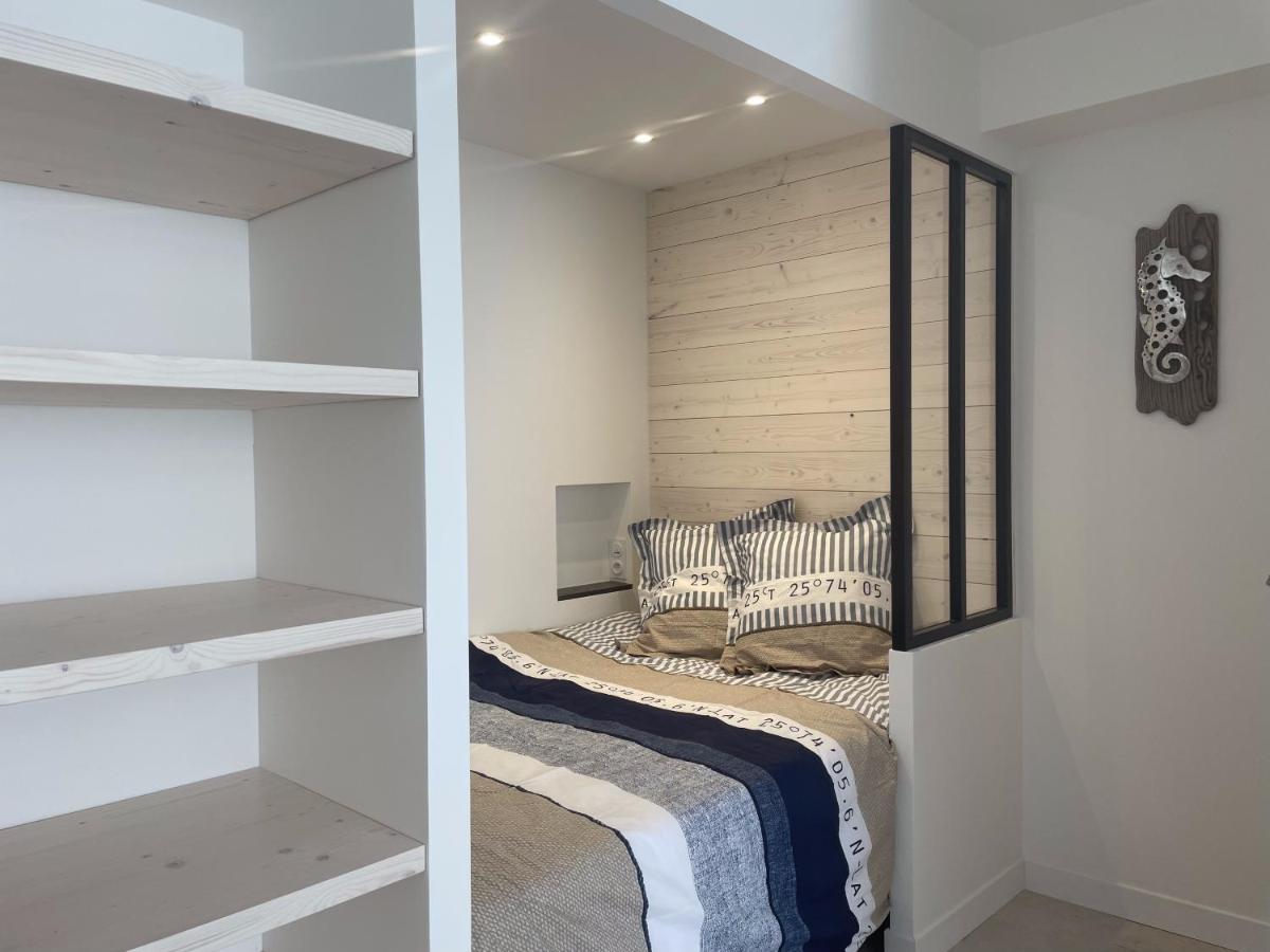 Le Petit Navire Apartment La Flotte Ngoại thất bức ảnh