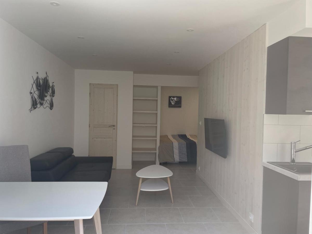 Le Petit Navire Apartment La Flotte Ngoại thất bức ảnh