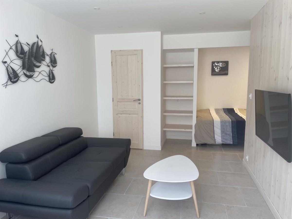 Le Petit Navire Apartment La Flotte Ngoại thất bức ảnh